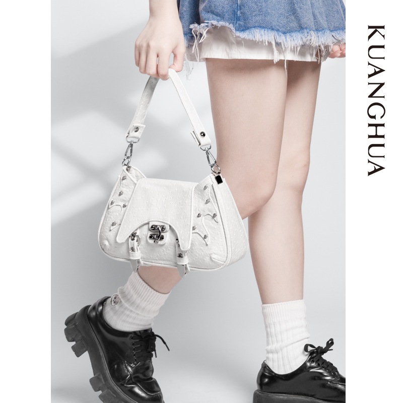 デザイン脇バッグ2023夏オールマッチショルダーメッセンジャーバッグy2kバッグ