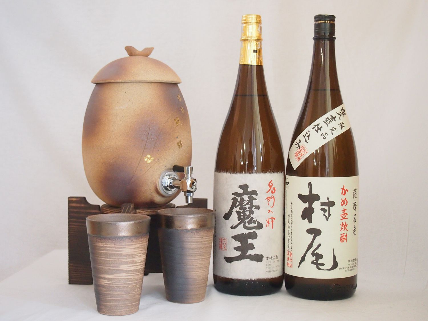 信楽焼明山窯　焼酎サーバー　火色金小紋　2200ｃｃ(滋賀県)+萬古焼備前金彩焼酎ペアカップ(三