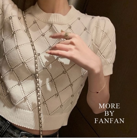 トップス Tシャツ ニットソー ショート ショート丈 袖あり 半袖 Uネック ラウンドネック スリム タイト フィット ニット 快適 着心地 かわいい シンプル カジュアル 大人 上品 おしゃれ