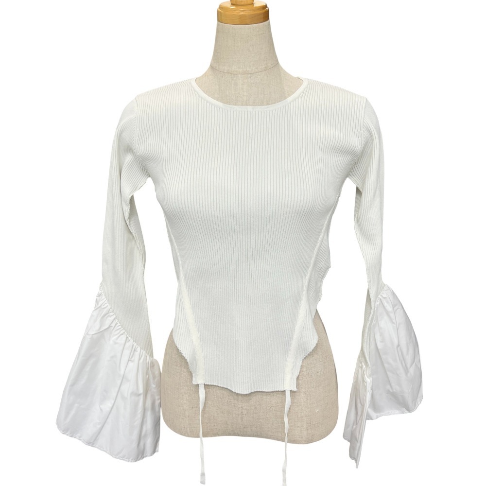IRENE アイレネ トップスその他 26S81004 Frilly Rib Pullover アパレル 長袖 フリル プルオーバー レーヨン ホワイト