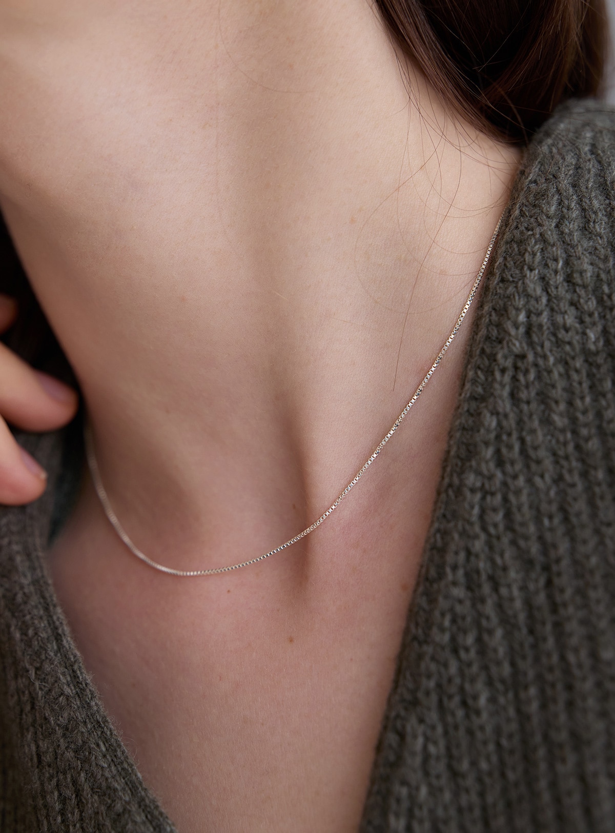 【メガ割 最大30％OFF】925シルバー ミニマルボックスチェーン ネックレス【シンプル＆モダン】