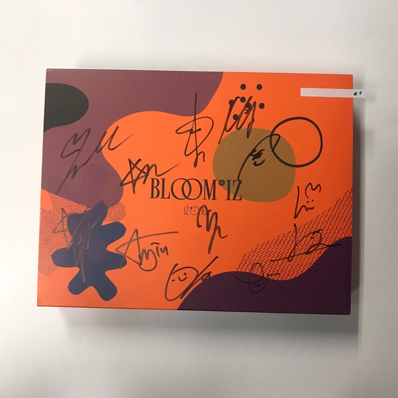 [IZ*ONE] 1st Album - BLOOM*IZ / I*Will Ver. / Album with Autograph / #7 4,550円