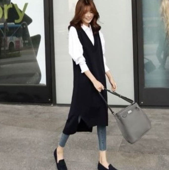 トップス ベスト ロング ロング丈 袖なし ノースリーブ Vネック ストレート Iライン ニット かわいい 大人可愛い きれいめ シンプル カジュアル 大人 上品 おしゃれ お洒落 かっこいい