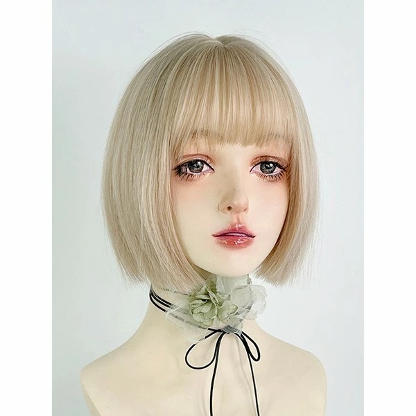 ウィッグ フルウィッグ 短髪 ゴールド ボブ ぱっつん前髪 前髪あり ハロウィン 原宿風 かつら コスプレ 可愛い コスチューム 仮装 大人用 普段使い 文化祭 イベント 学園祭 演劇 舞台 学芸会