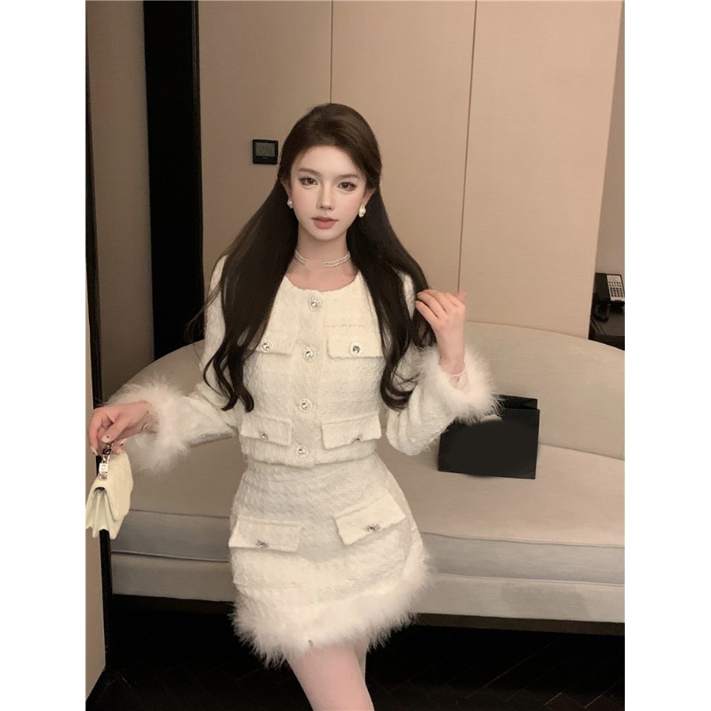韓国気品セレブモモ高級感アウター+ハイウエストダッフルスカートの2着セット女秋冬