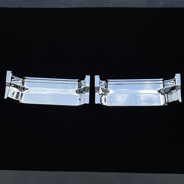 UD クオン パーフェクトクオン メッキ ステップカバー ミドル 貼り付けタイプ 左右セット( ステップカバー ミドル)