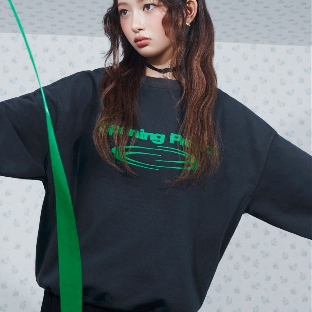 Identity Sweatshirt - (Black /Charcoal/ Burgundy) 13,500円