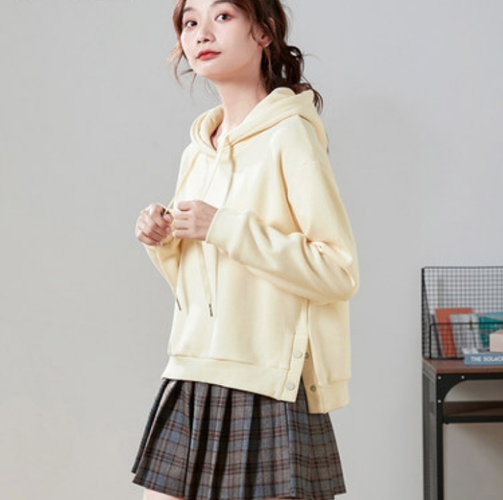 トップス デート プルオーバー パーカー フーディー 袖あり 長袖 かわいい 大人可愛い きれいめ シンプル カジュアル 大人 上品 おしゃれ お洒落 主役級 存在感 春 秋 10代 20代 30代