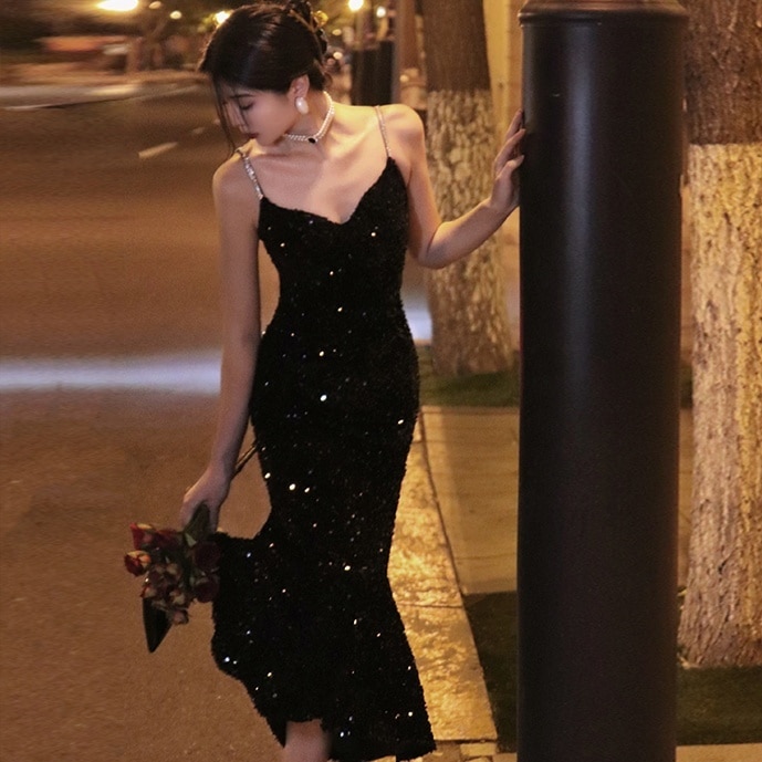 ドレス 衣装 ドレスワンピース イブニングドレス キャミソールドレス ロングドレス ロング丈 袖なし 胸元 谷間 スパンコール キラキラ マーメイドスカート ステージドレス 発表会 タイト