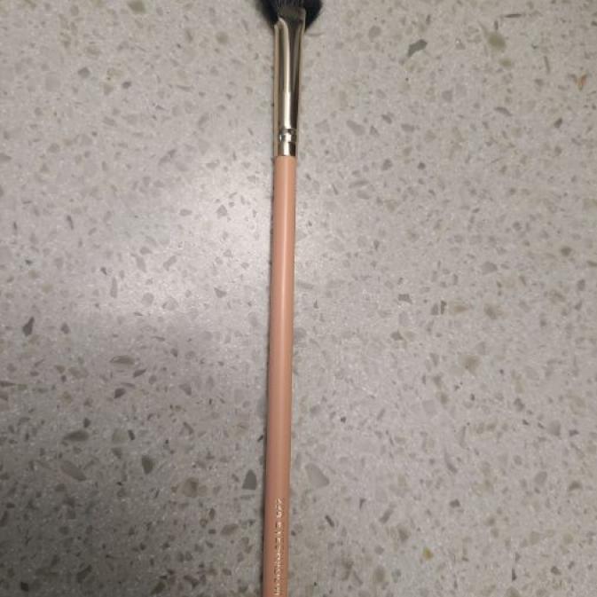 228アイシャドウファンハイライターブラシ