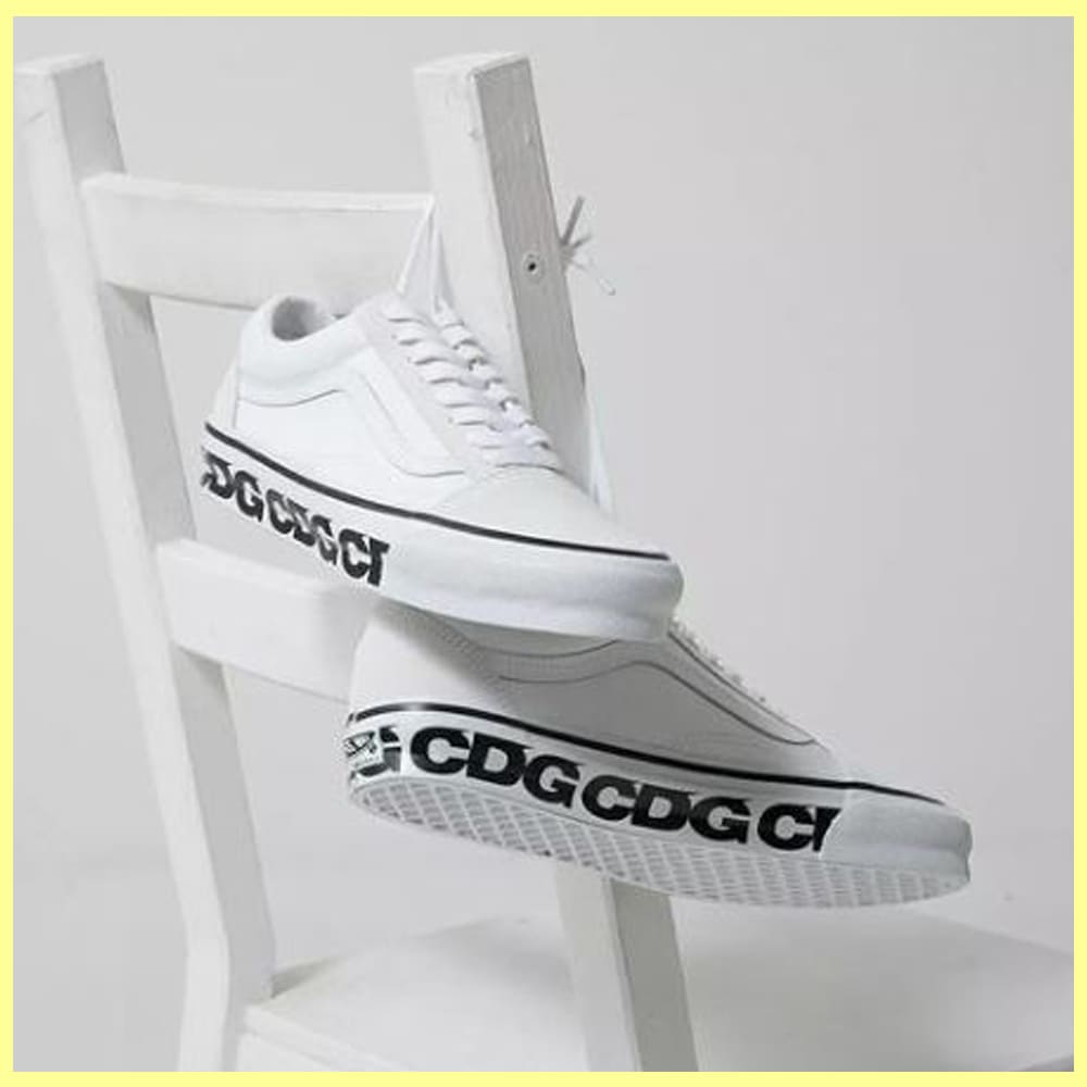 国内発送 / 正規店買付 【COMME des GARCONS】コムデ ギャルソン x VANS ホワイト オールドスクール スニーカー