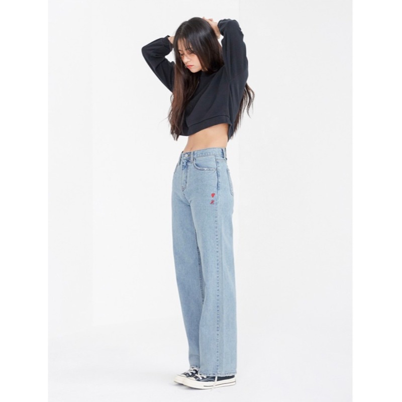 韓国公式ブランド (BLACKPINK JISOO 着用) heart wide.pdf 3size ジーンズデニム・ジーンズ