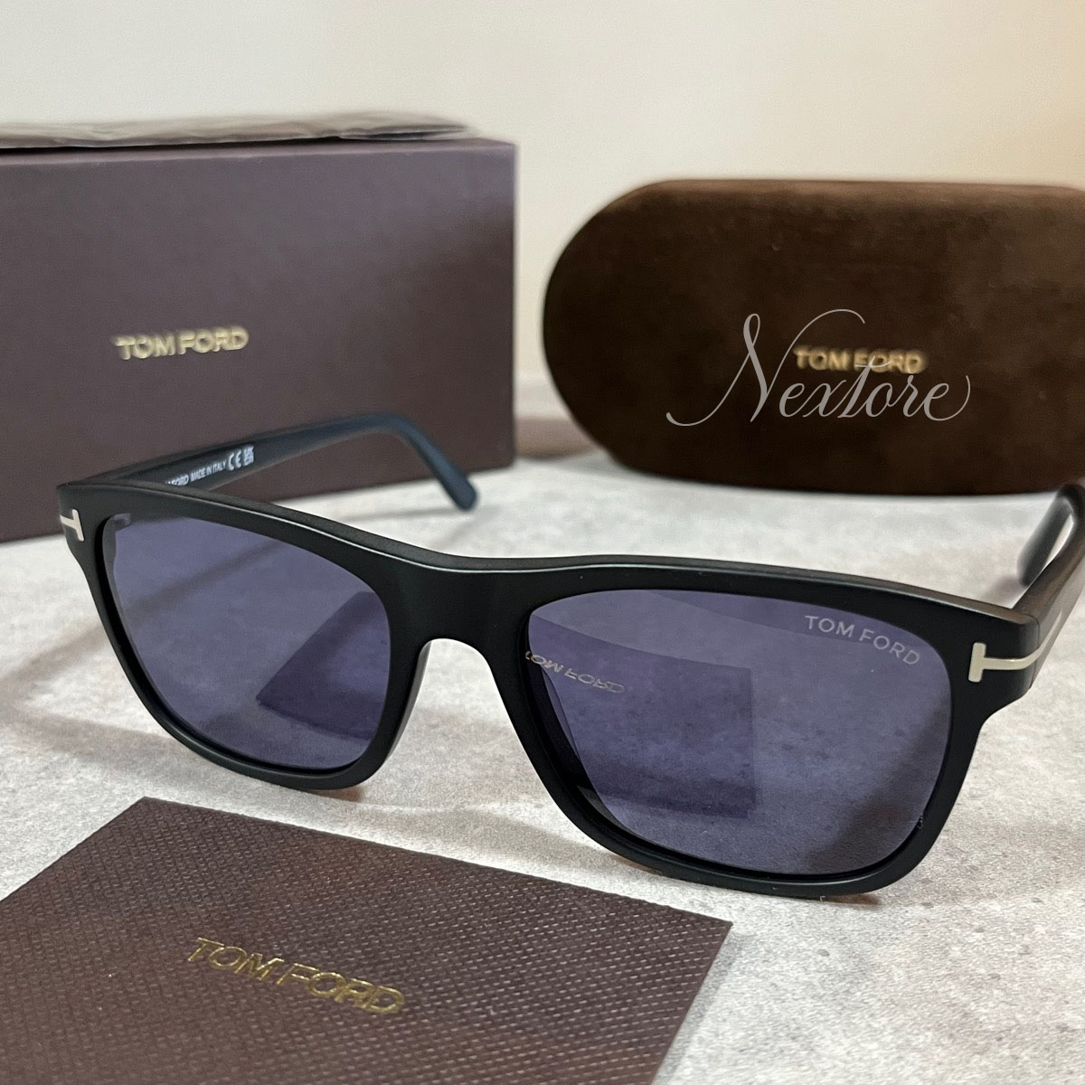 【正規品・新品】TOMFORD TF698 FT698 02V イタリア製 サングラス メガネ 眼鏡 メンズ レディース トム フォード 伊達メガネ ビジネス 普段使い