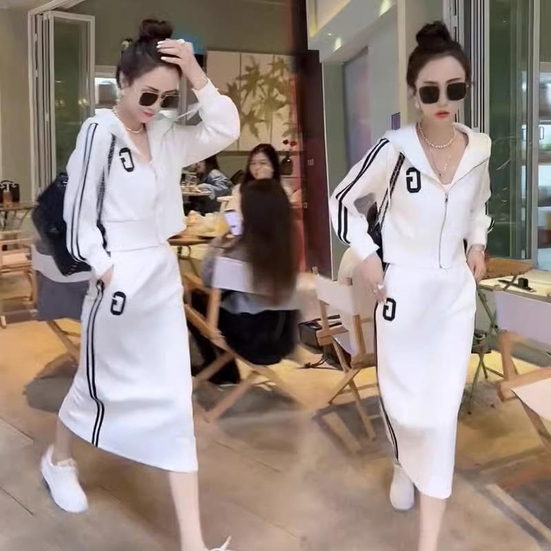 ハイエンドのカスタマイズ-プラスサイズの秋のファッションカジュアルスーツスカート脂肪 mm 年齢を減らし女性のためのスリムダウンスカート 2 点セット 200 ポンド 300