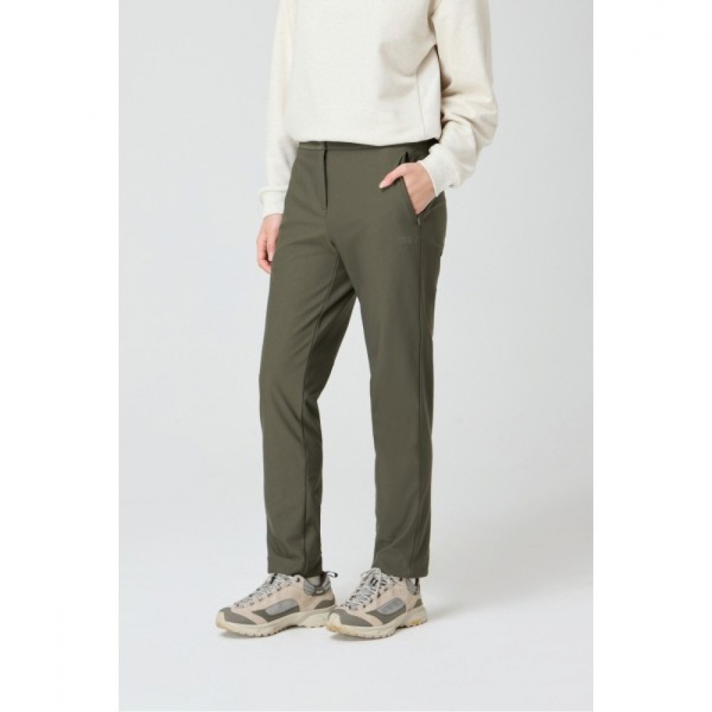 コオロンスポーツ 冬季 女性 スリムフィット 裏起毛 ストレッチパンツ TVPNW24502GKH