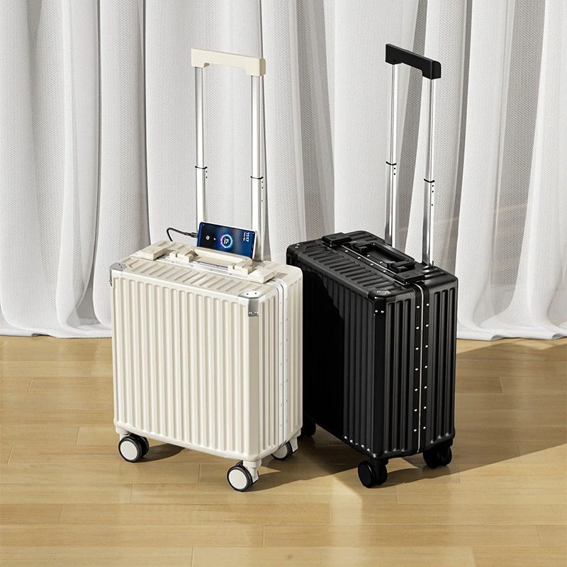 アルミフレーム搭乗可能スーツケース女性小型軽量キャリーケース寸スーツケース男性USBパスワードボックス付きトランク 【急速出荷】