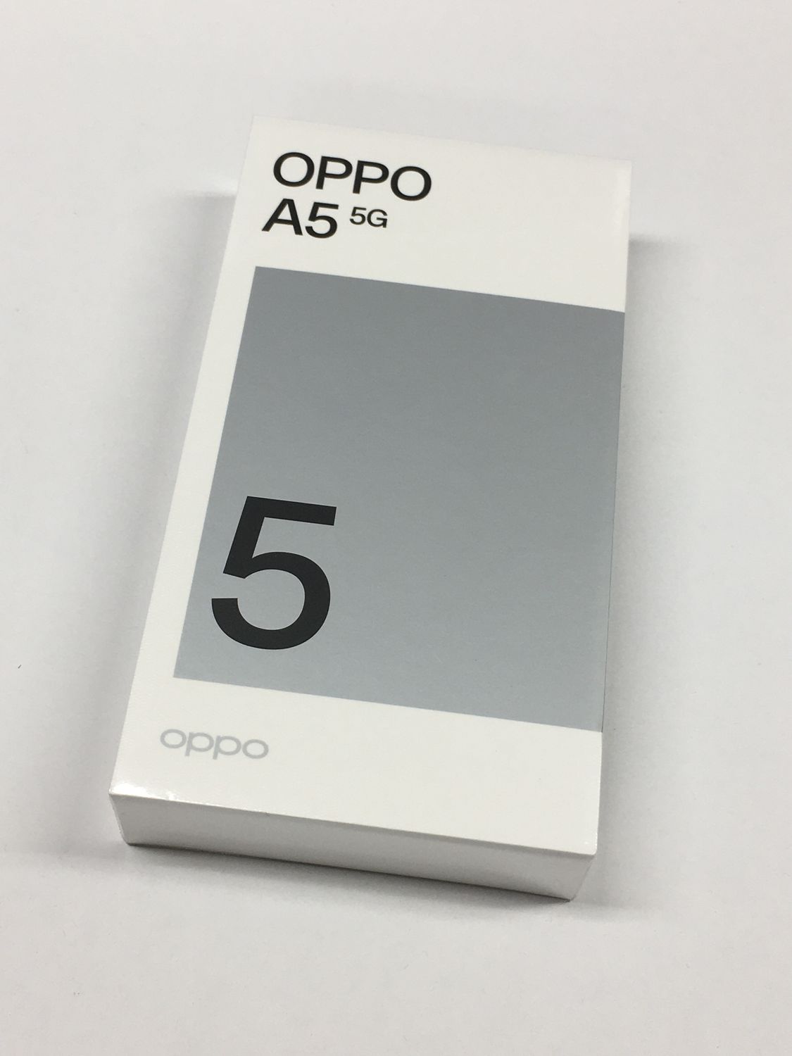 【新品未開封】OPPO A5 5G 128GB White OPG06 / SIMフリー（au/UQ）
