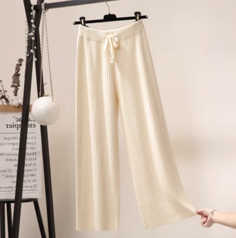 ボトムス パンツ デート ワイドパンツ かわいい 大人可愛い きれいめ シンプル カジュアル 大人 上品 おしゃれ お洒落 かっこいい レトロ 大人女子 こなれ感 キュート ガーリー ルーズ 個性的