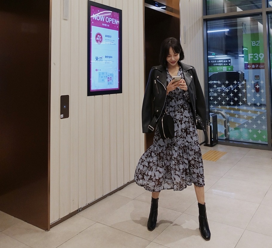 ワンピース ミモレ ミモレ丈 袖あり 長袖 Vネック 襟なし Aライン ウエストマーク ハイウエスト 透け感 薄手 かわいい 大人可愛い きれいめ シンプル カジュアル 大人 上品 おしゃれ お洒落