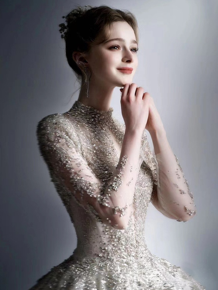 長袖ウェディングドレス花嫁2024主糸小さなレトロ宮殿スタイル重工業テールドレス