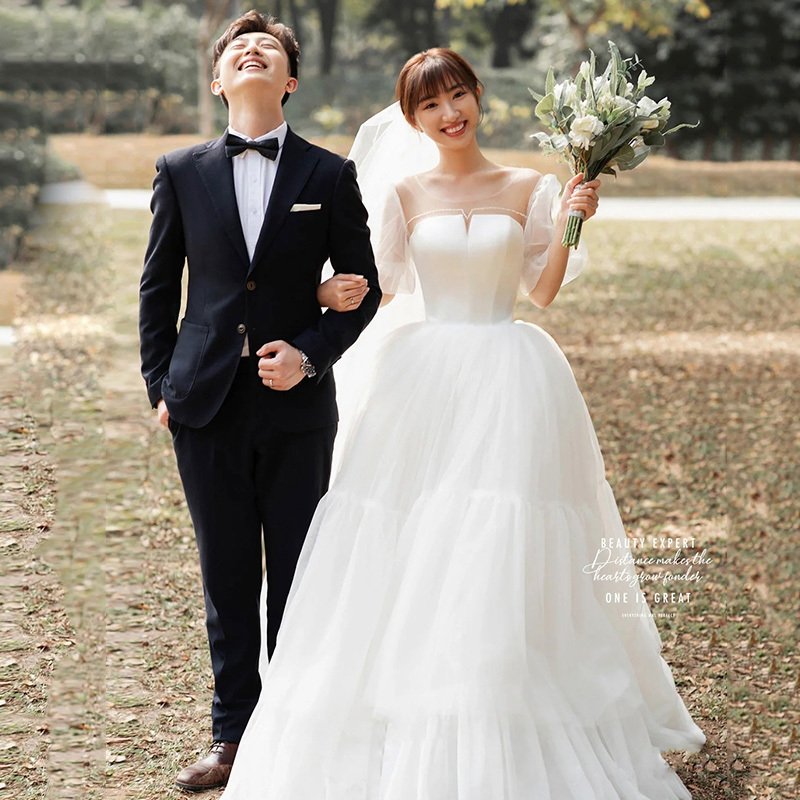 ウェディングドレス 二次会 結婚式 ブライダル ロングドレス チュール ホワイト パフスリーブ 前撮