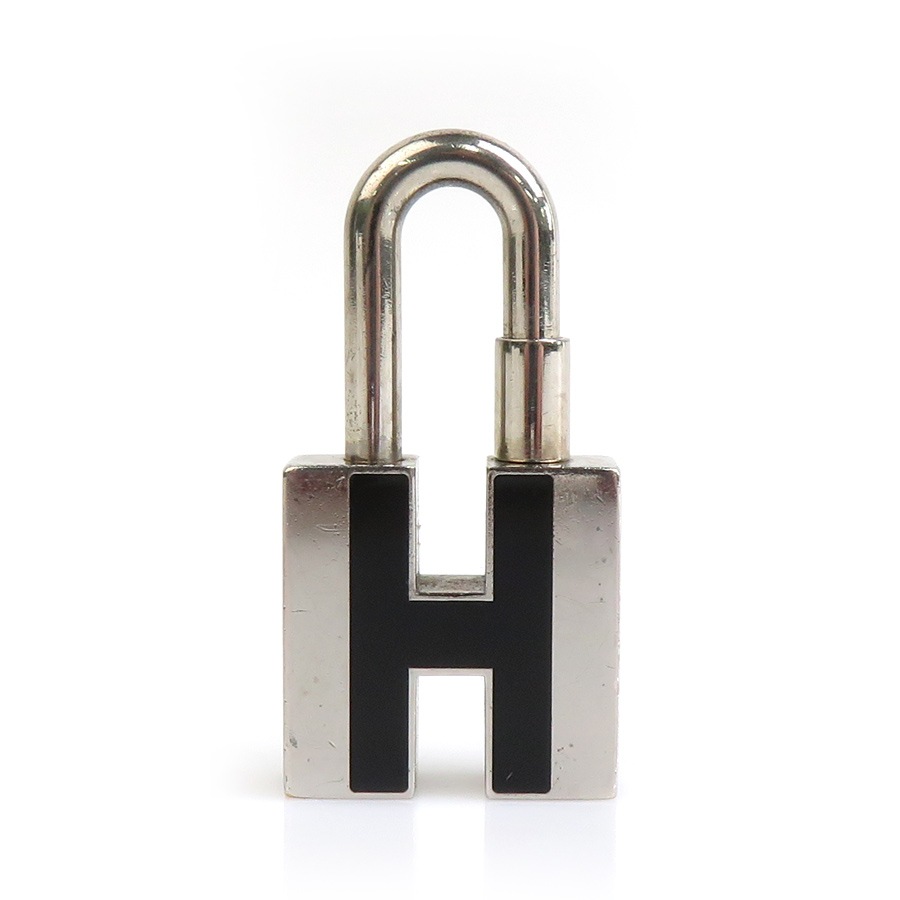 エルメス HERMES カデナ チャーム Hロゴ メタル/エナメル シルバー/ブラック ユニセックス e59347g 18,352円