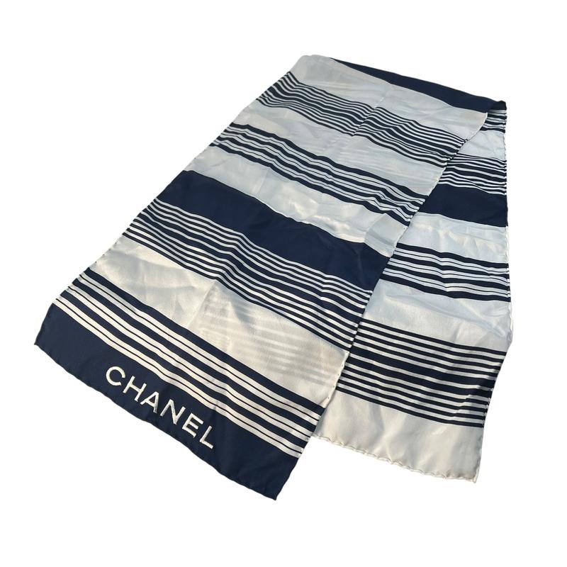 CHANEL シャネル ロゴタグ付き シルク スカーフ ブルー A-12366