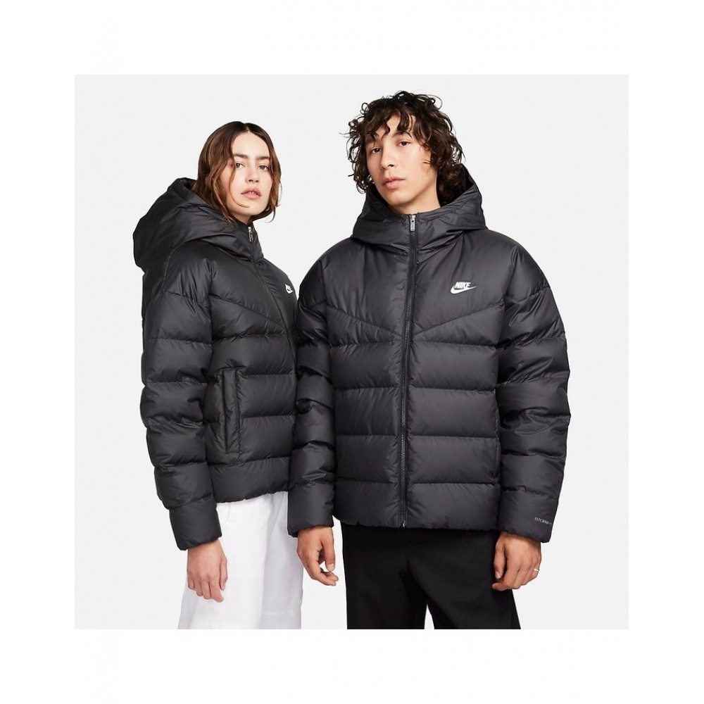 Nike ストームフィットウィンドランナーダウンパディング