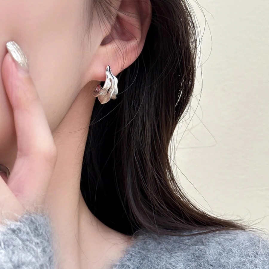 10個セット 幾何学的不規則シンプルピアス女性の高級感C形ピアス冷淡風プリーツピアス