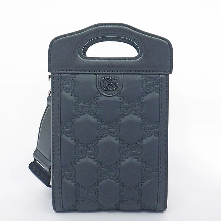 【美品】グッチ GG 2WAYミニ トップハンドルバッグ GGマトラッセ 男女兼用 【ショルダーバッグ】