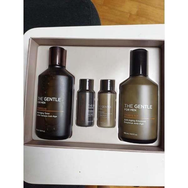 ザ·ジェントルフォーマン 2点 セット(スキン145ml+ローション135ml+スキン32ml+ローション32ml)