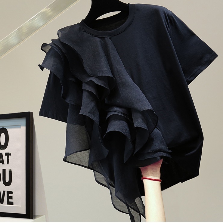 トップスTシャツ シャツ カットソー フリル ビックフリル 薄手 個性的 袖あり 半袖 襟なし 大人可愛い きれいめ 大人 おしゃれ お洒落 かっこいい 大人女子 ラフ こなれ感 主役級 ナチュラル