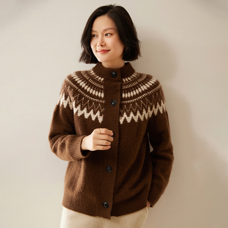 レトロな重工のモザイクのカシミヤのカーディガンの気質の通勤風はデザインの半高の長袖のボタンのコートにぶつかります