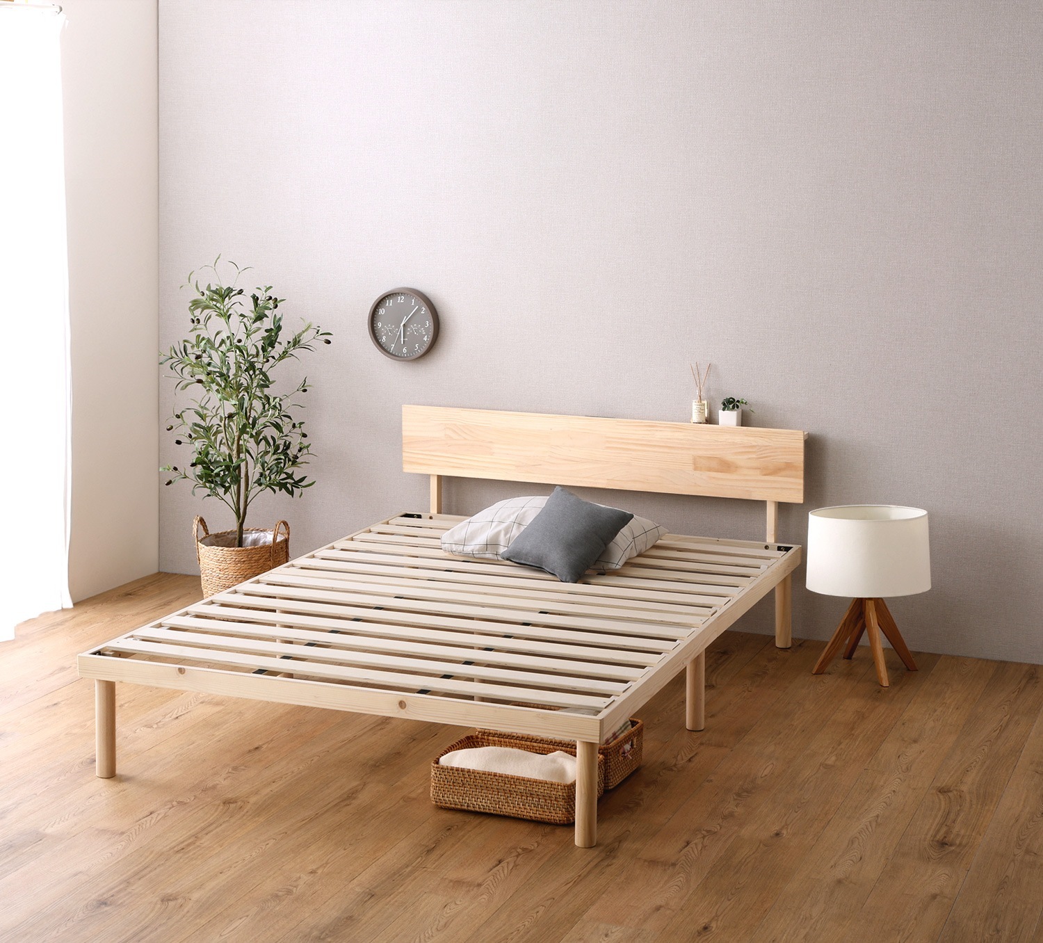 ベッド ベッドフレーム ダブルベッド ベット ベットフレーム ダブル ローベッド 棚 コンセント 宮棚 高さ2段階調整 脚付きすのこベッド