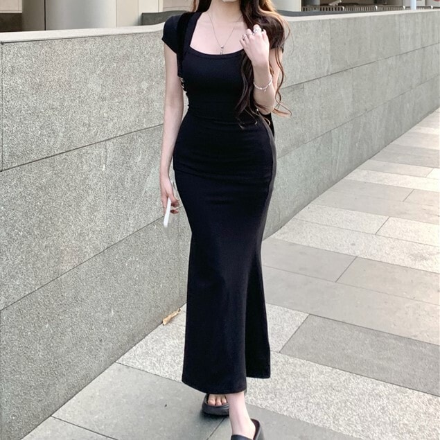 ワンピース Tシャツドレス ロング丈 半袖 スリムウエスト マーメイドスカート プルオーバー かわいい 大人可愛い きれいめ シンプル カジュアル 大人 上品 おしゃれ お洒落 かっこいい レトロ