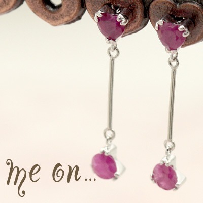 me on... K10ホワイトゴールド WG ハートカットルビー&ラウンドカットドロップルビーガーリーピアス