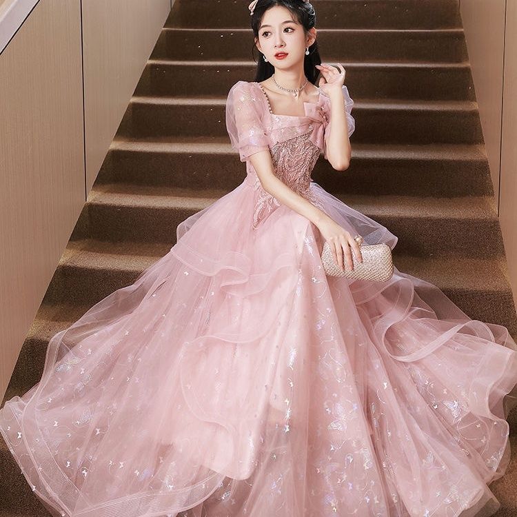 ピンクのイブニングドレス女性2025年ハイエンドバンケットホストアートテスト ウェディングドレス