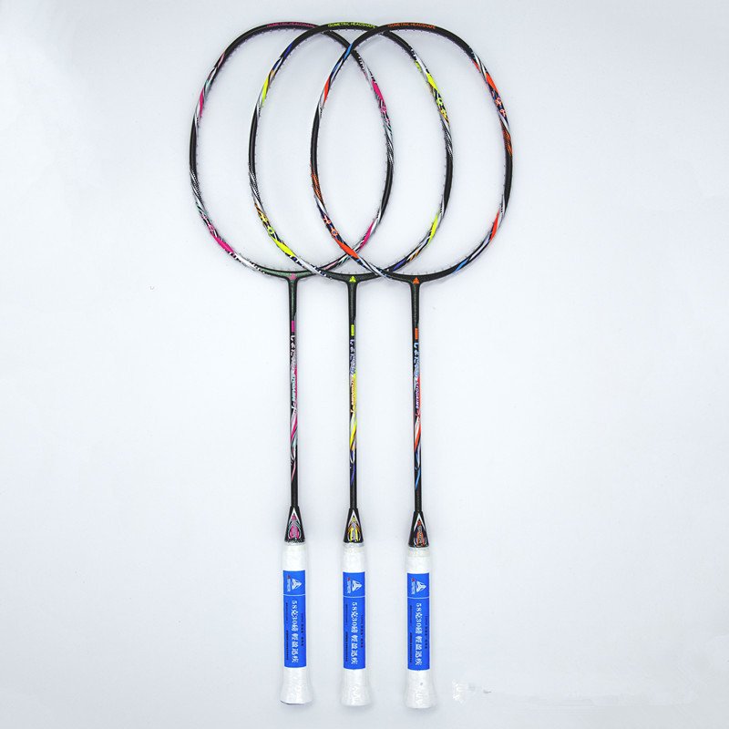 大ヒット Esper 9U 58g 30LBS 炭素繊維 バドミントン ラケット 最軽量カーボン ストリング レッド