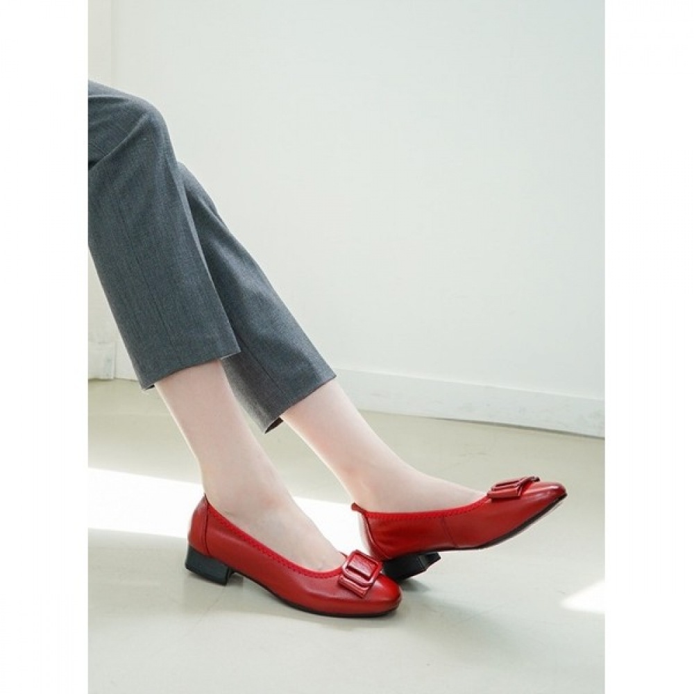 (Ninas Paris) スクエアペニンシュラスパンレザーフラット