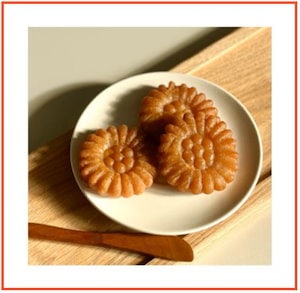 [韓国 お菓子]初礼庁 薬菓 韓国 伝統 薬菓 大型 ギフトセット(60g*10+2袋)
