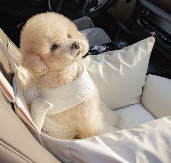 チョコペットハウス 小型犬 中型犬 大型犬 子犬 カーシート ペット用車シート ロイヤル四角カーシート シングル 4カラー韓国製