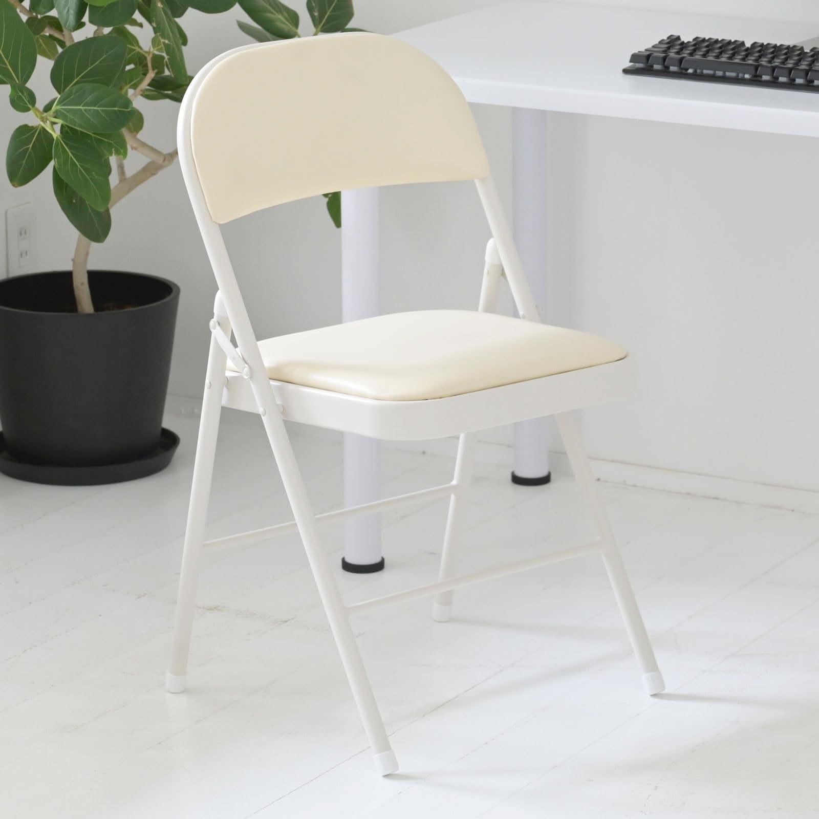 [山善] チェア 折りたたみ椅子 パイプ 椅子 座面ゆったり 軽量 コンパクト スリム 収納 完成品 幅47×奥行44.5×高さ78cm ホワイト/ホワイト YMC-22(WH/WH)