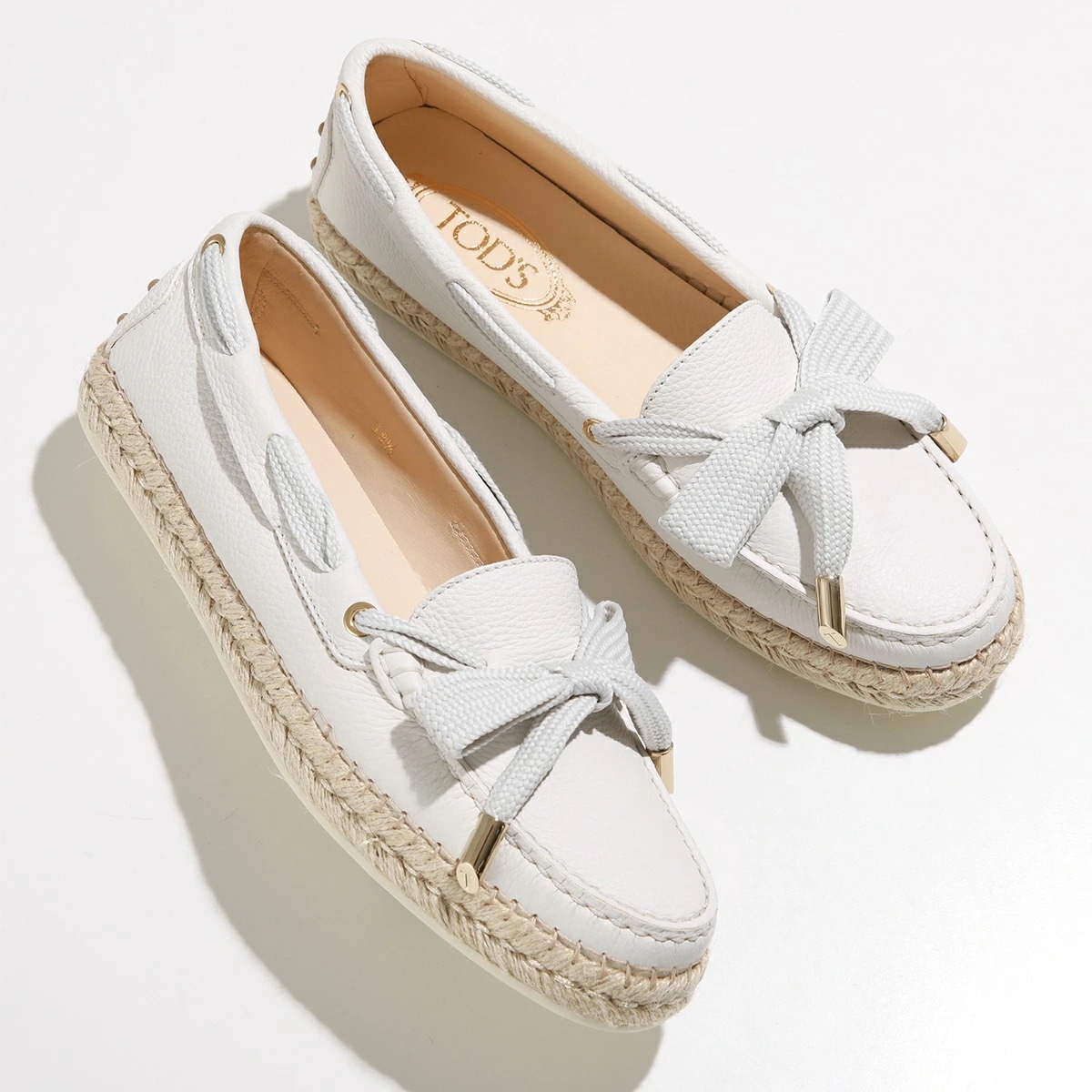TODS トッズ デッキシューズ XXW66B0BJ805J1 レディース レザー エスパドリーユ リボン モカシン シューズ 軽量 靴 B015 35,164円