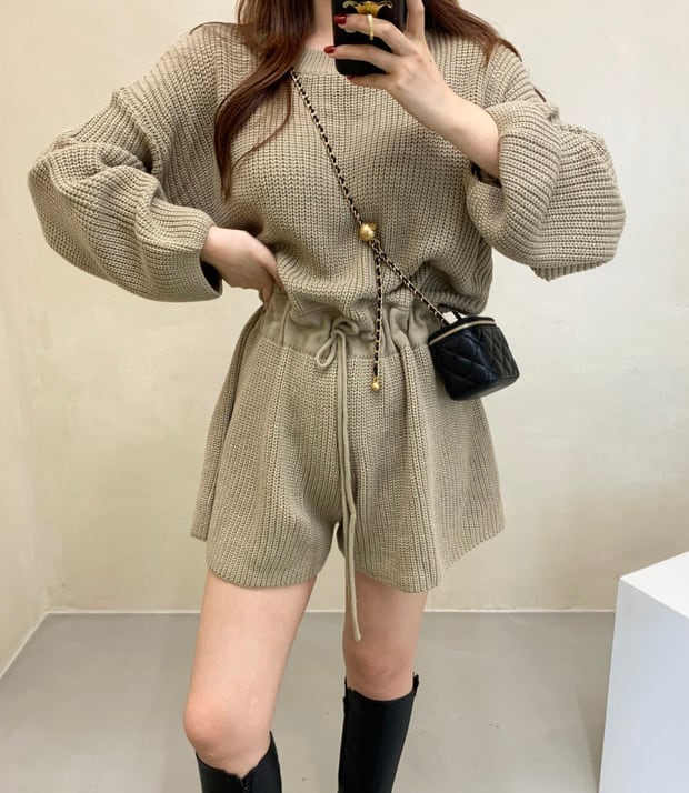 ４color オールインワン サロペット ニット 長袖 萌え袖 ショートパンツ つなぎ 秋コーデ