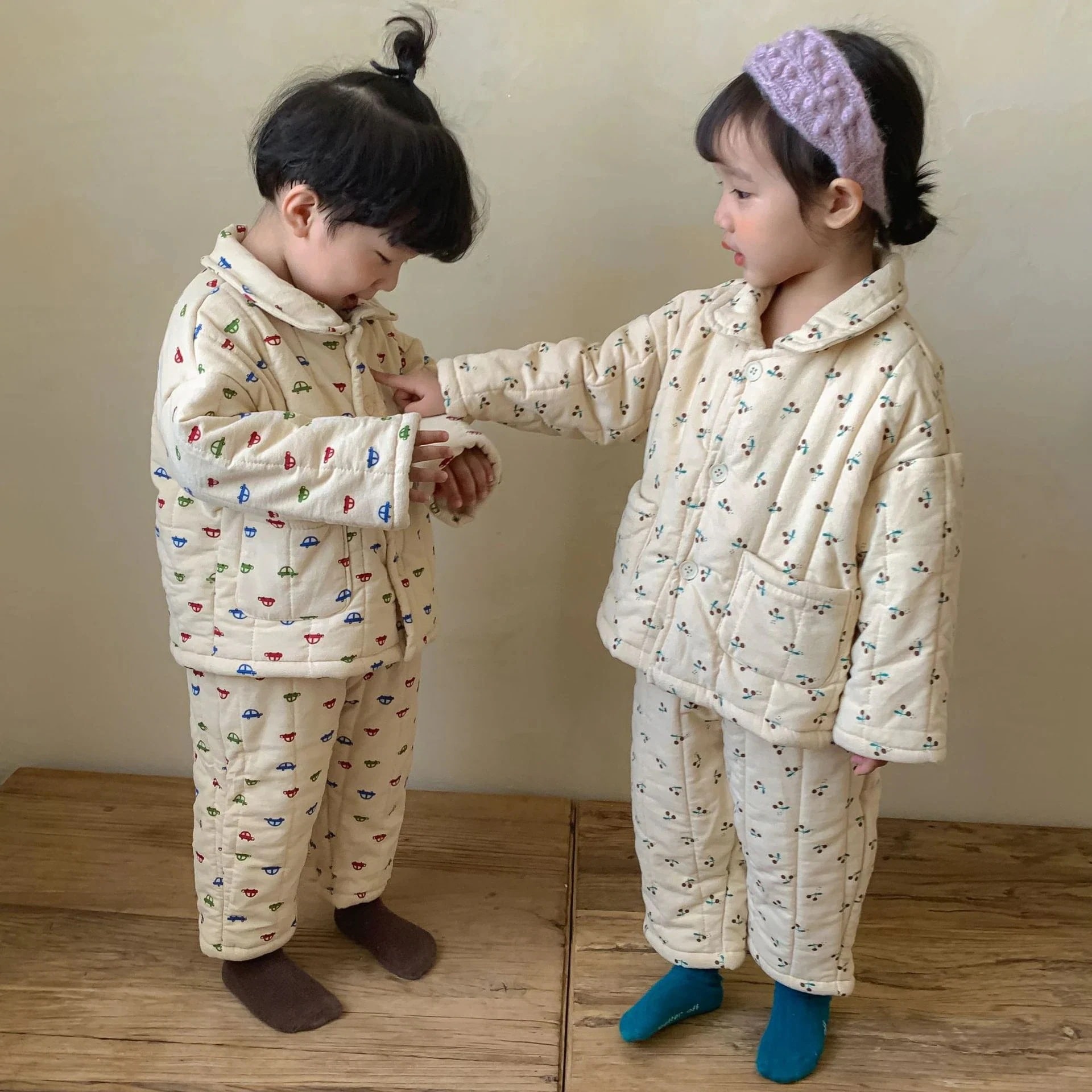 男の子用 ルームウェア パジャマ セット 子供用 韓国 秋冬用 ベビー パッド入り 女の子用 パジャマ 厚手