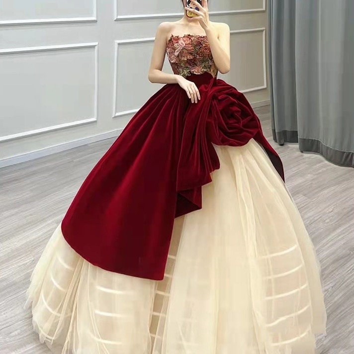 ドレス 衣装 ウエディングドレス 披露宴ドレス ロングドレス プリンセスライン カラードレス 切り替えデザイン 胸元 チューブトップ 刺繡 シースルー 異素材ミックス ステージドレス かわいい