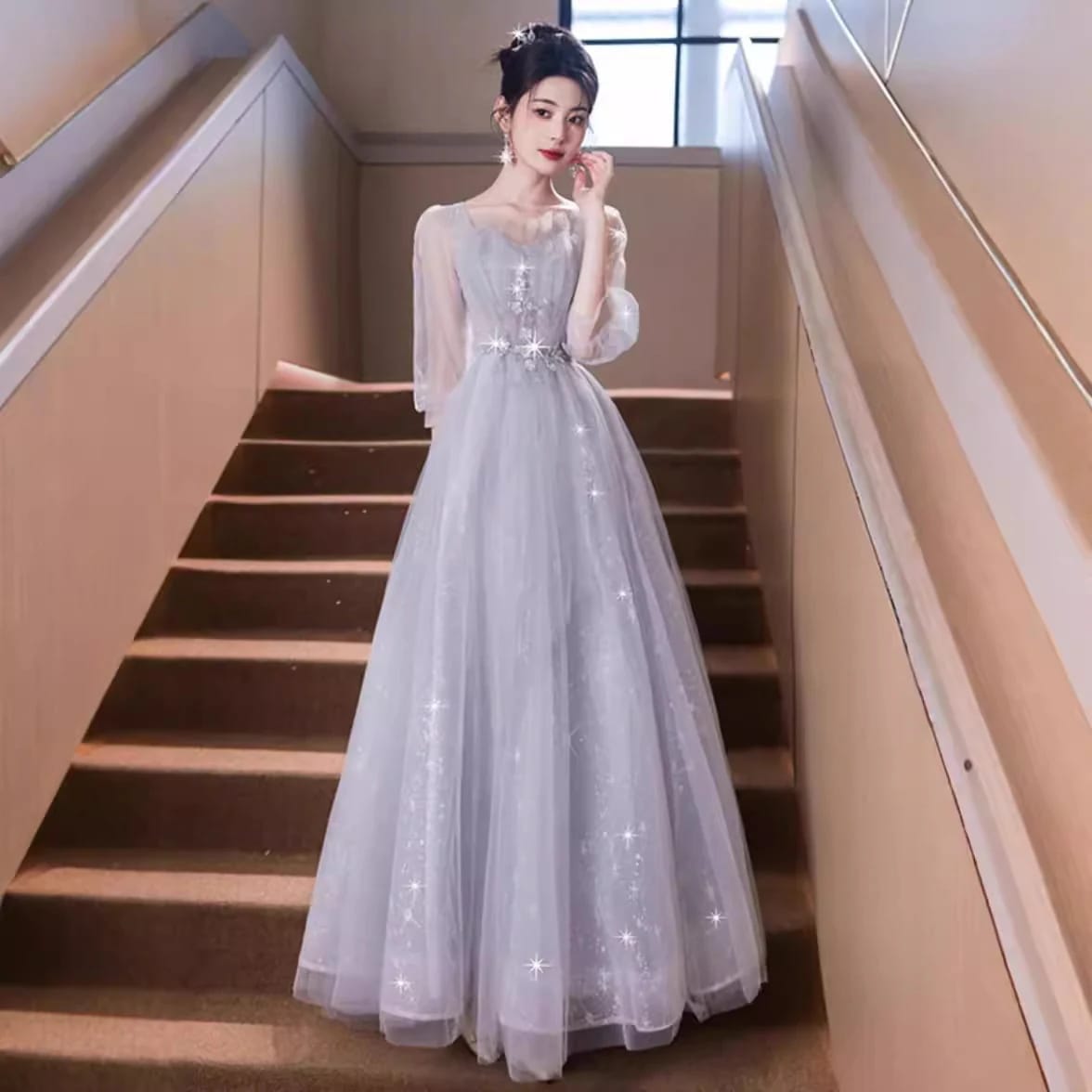 イブニングドレス 宴会 軽奢華 端正で気品あるロング丈ロングスリーブチュールドレス 学生パーティー用ドレス