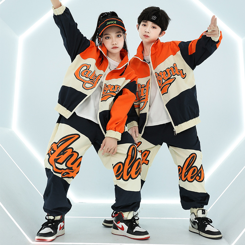 ストリートダンスチルドレンズトレンディな服のスーツ男性と女性のヒップホップルーズヒップホップ秋と冬の新年のパフォーマンストレンディな服のドラムセット
