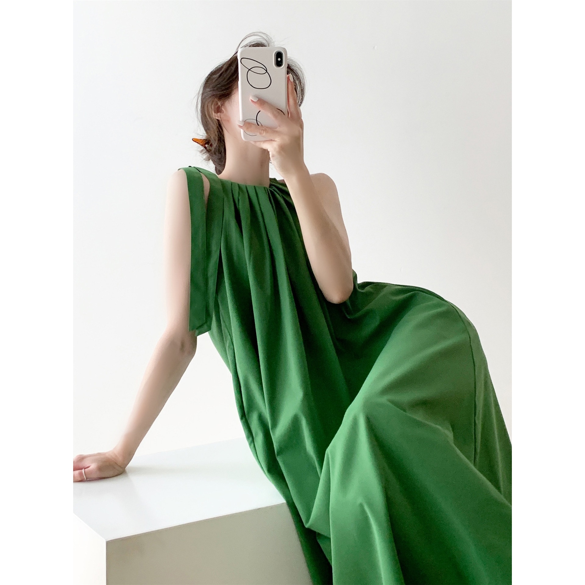 2023新作 袖なし ロングワンピース 夏 大きいサイズ ゆったり 無地 おしゃれ グリーン ワンピース ノースリーブ 腹を隠し スリム見え