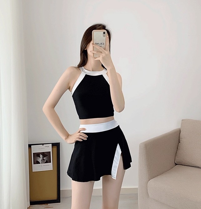 水着 レディース タンキニ 体型カバー セパレート ノンワイヤー パッド付き 伸縮性 セット 上下セット きれいめ シンプル カジュアル ナチュラル 大人っぽい おしゃれ お洒落 レトロ 主役級